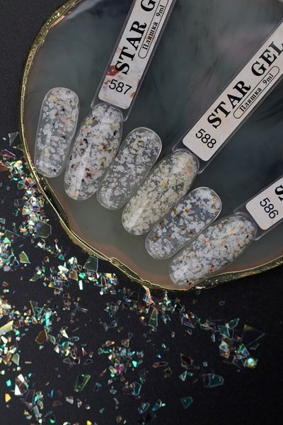 Гель-лак для ногтей Star gel №587 Белый с черным и бронзовым 9 мл Дизайнер с хлопьями Юки 002439 фото