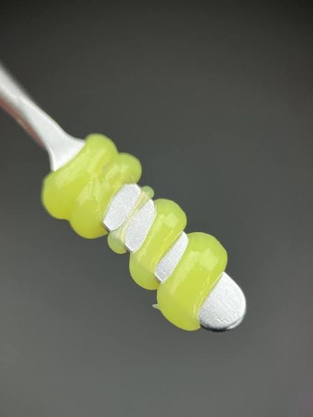 Полигель Дизайнер 30 мл Neon Yellow для наращивания и укрепления ногтей №16 008111 фото
