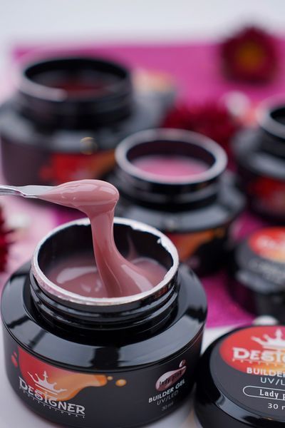 Моделирующий гель Strong Builder Gel Дизайнер (Lady Pink B05, 30 мл) для наращивания и укрепления ногтей 008207 фото