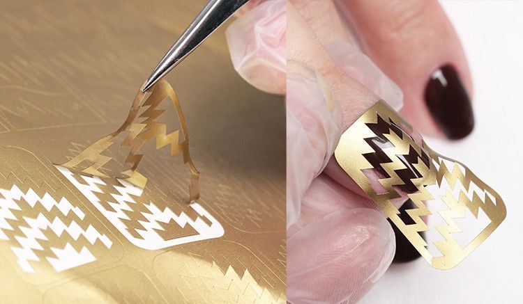 Трафарет Nail Art 410 золото (вінілові стікери, наклейки) для дизайну та декору нігтів 003862 фото