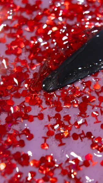 Топовое покрытие DNKa' Top Wine Red с фигурными конфетти на 15 мл, без липкого слоя 002115 фото