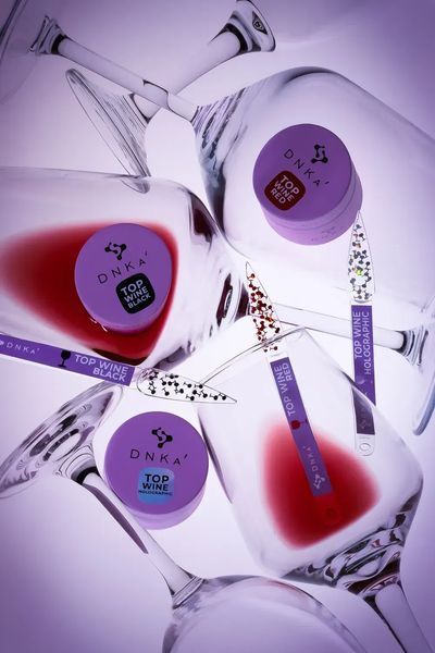Топове покриття DNKa' Top Wine Black з фігурними конфеті на 15 мл, без липкого шару 002116 фото