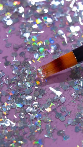 Топовое покрытие DNKa' Top Wine Holographic с фигурными конфетти на 15 мл, без липкого слоя 002117 фото